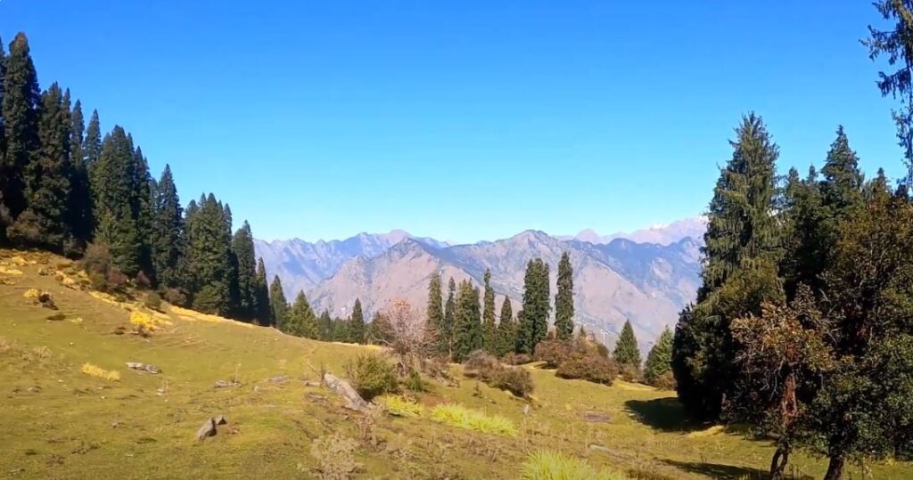 Thini Thatch & Pundrik Lake